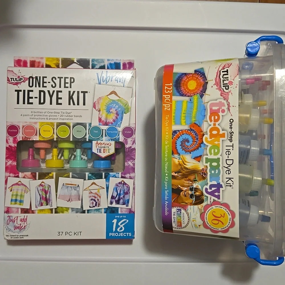 Tie-Dye Party Kit & One-Step Tie-Dye Kit